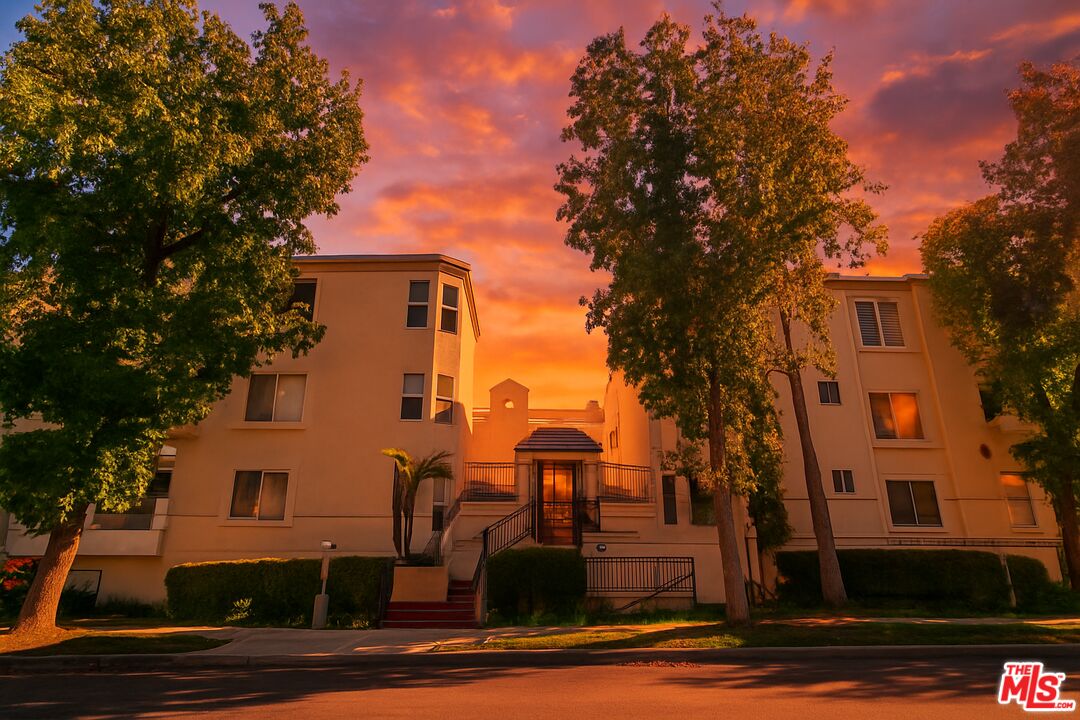 5420 Sylmar Ave Unit: 314