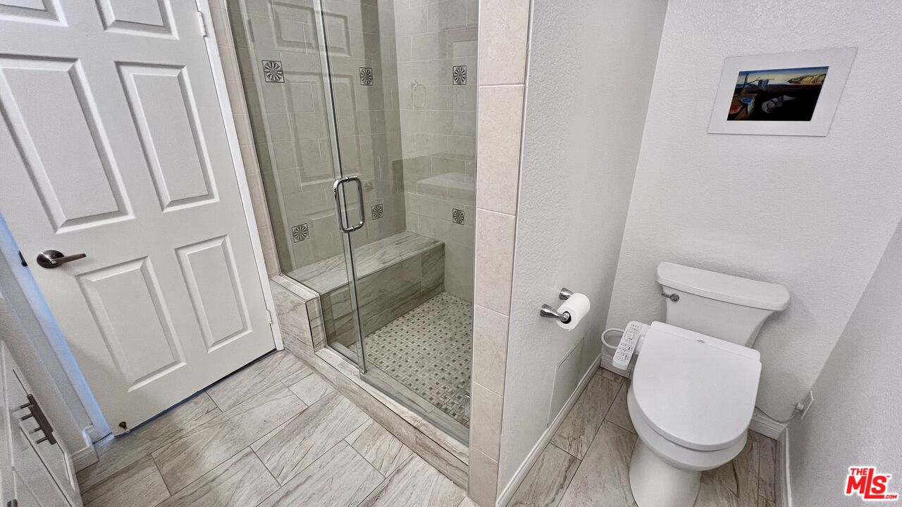 5420 Sylmar Ave Unit: 314