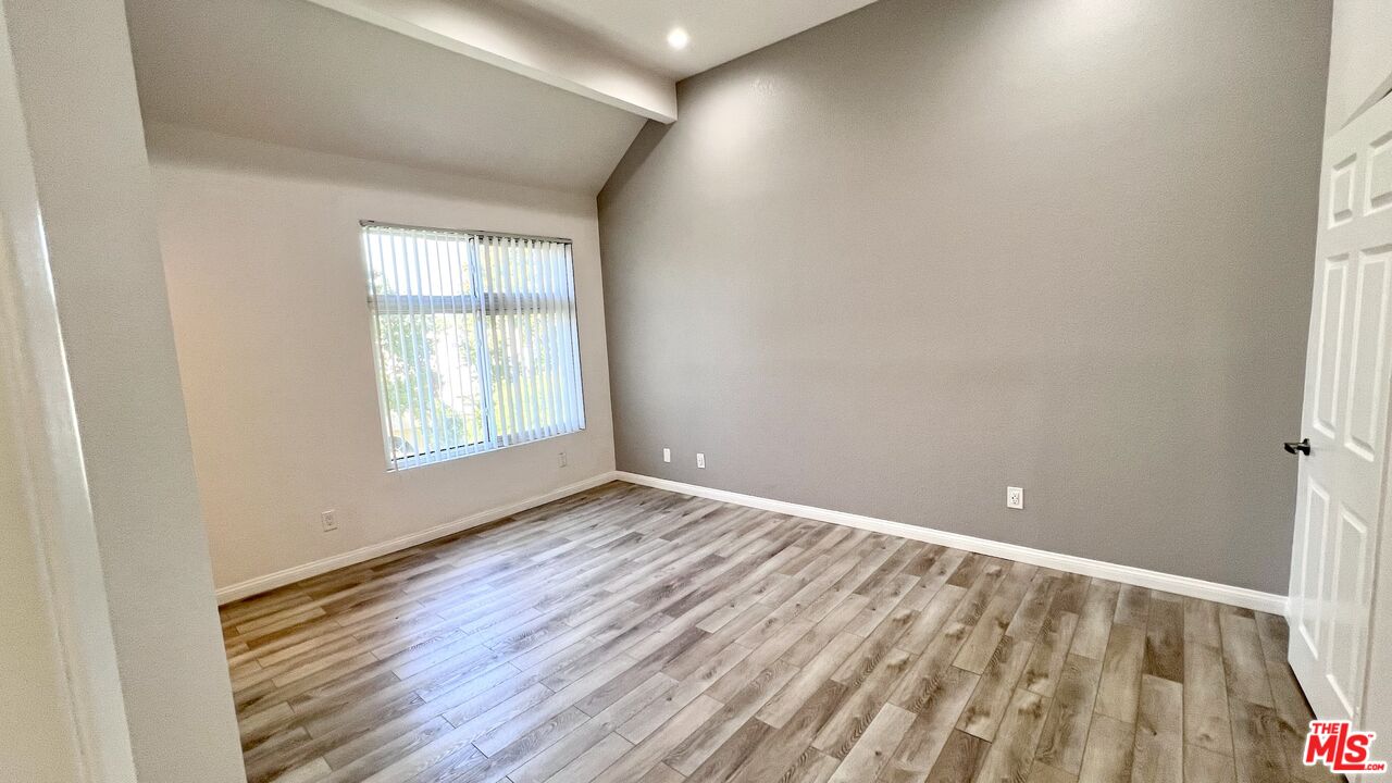 5420 Sylmar Ave Unit: 314