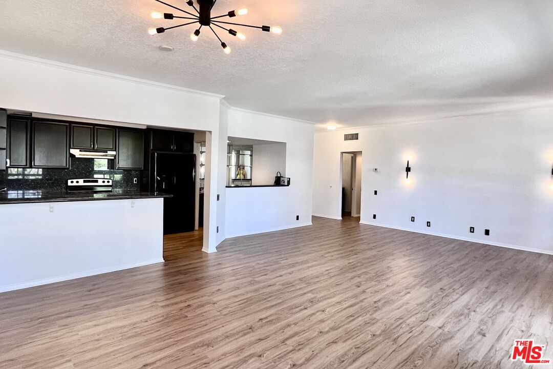 8960 Cynthia St Unit: 109