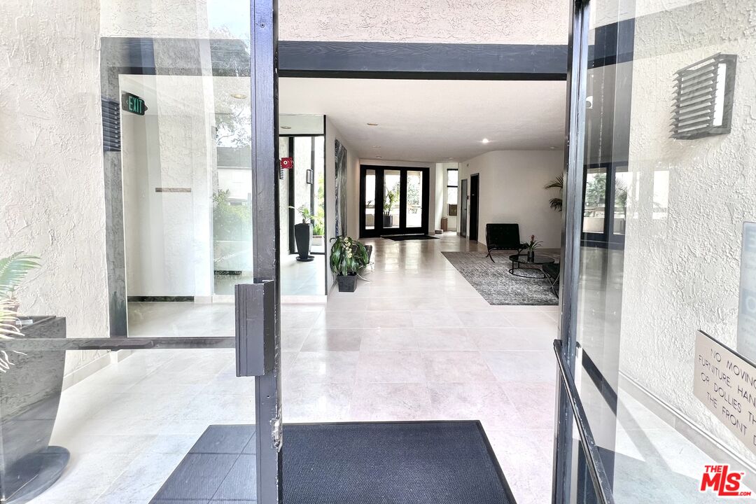 8960 Cynthia St Unit: 109