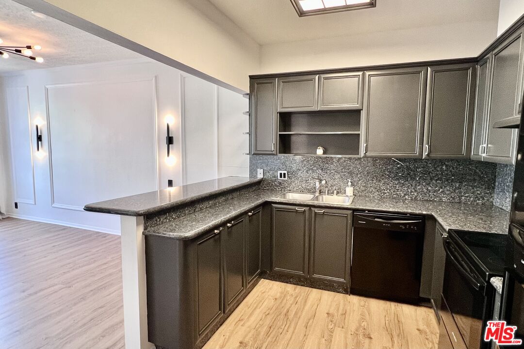 8960 Cynthia St Unit: 109