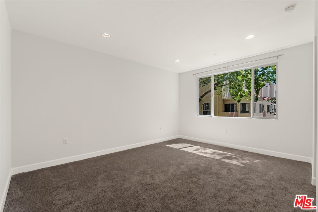 14412 Killion St Unit: 205