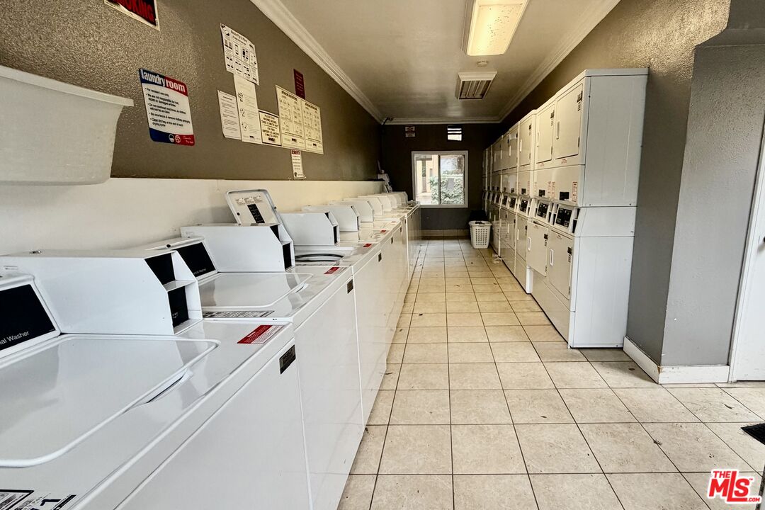 18350 Hatteras St Unit: 253