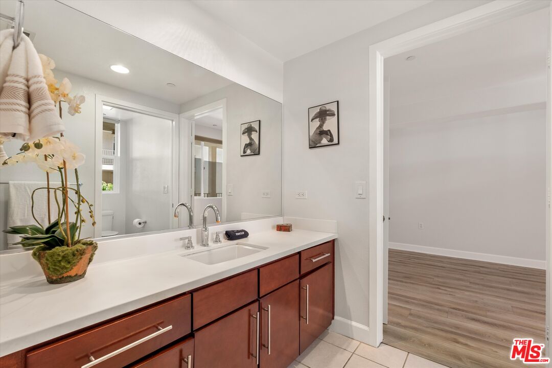 14412 Killion St Unit: 205