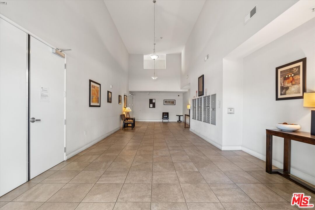 14412 Killion St Unit: 205