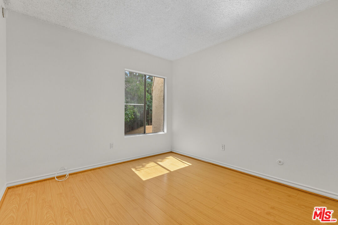 18350 Hatteras St Unit: 253