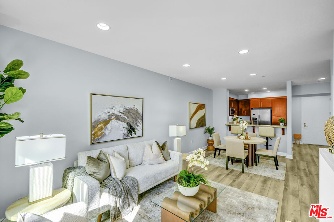 14412 Killion St Unit: 205