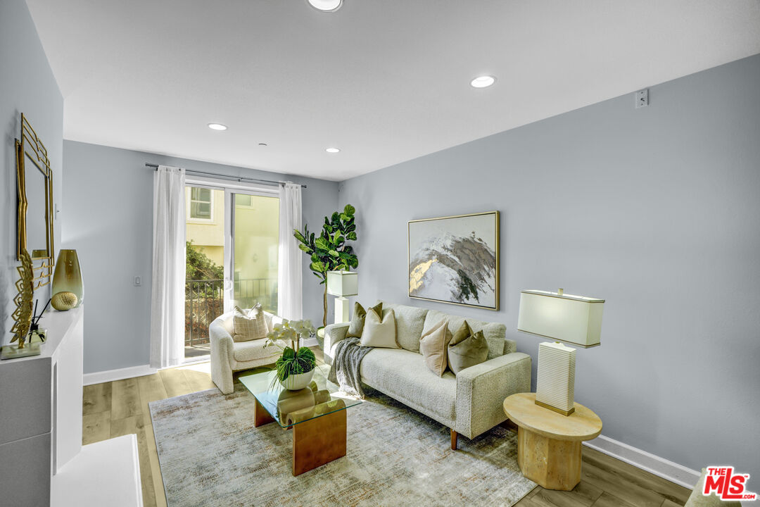 14412 Killion St Unit: 205