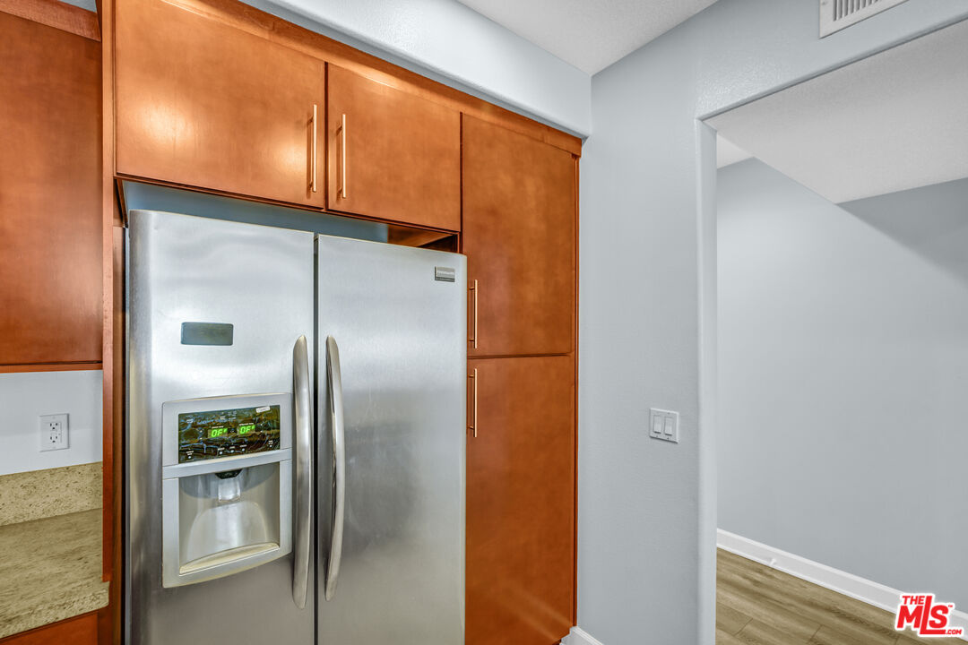 14412 Killion St Unit: 205