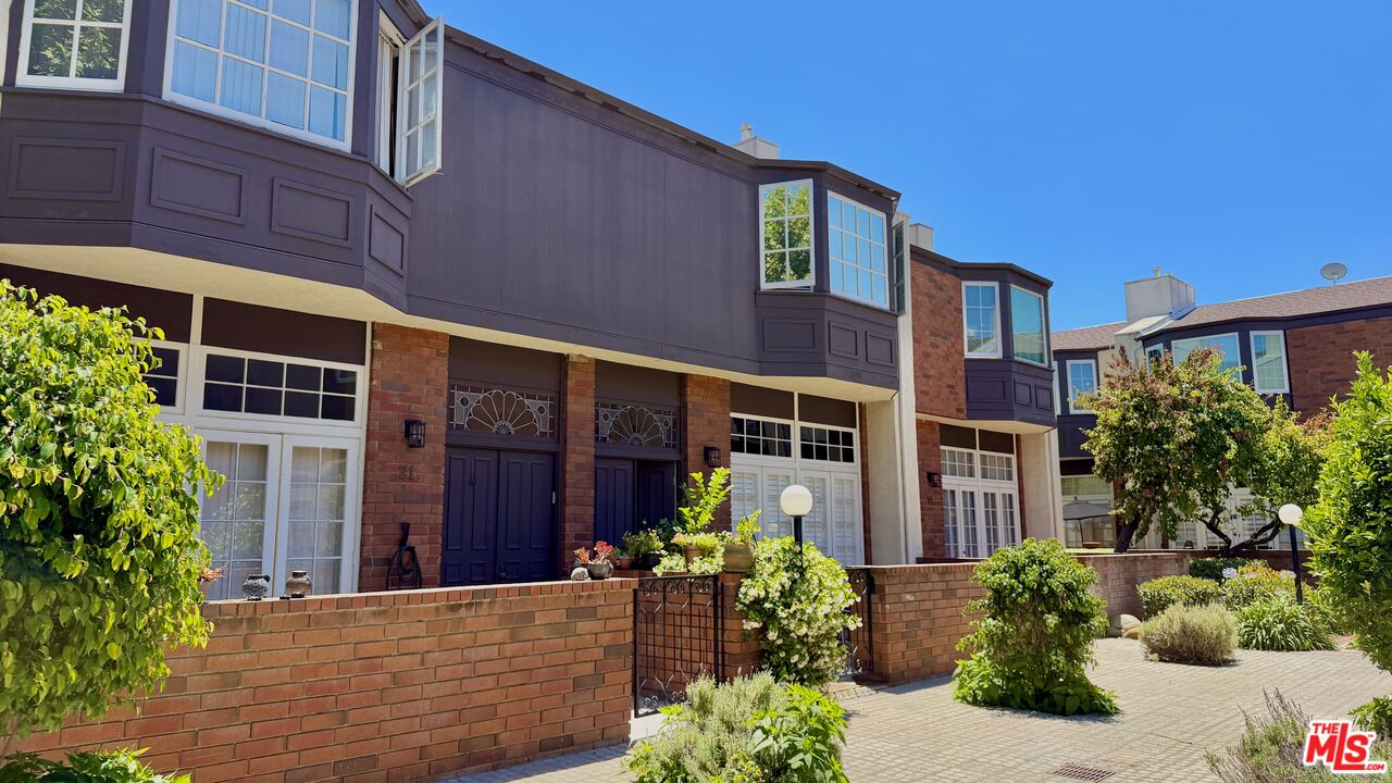 5420 Lindley Ave Unit: 21