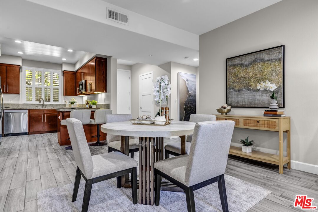 14412 Killion St Unit: 110