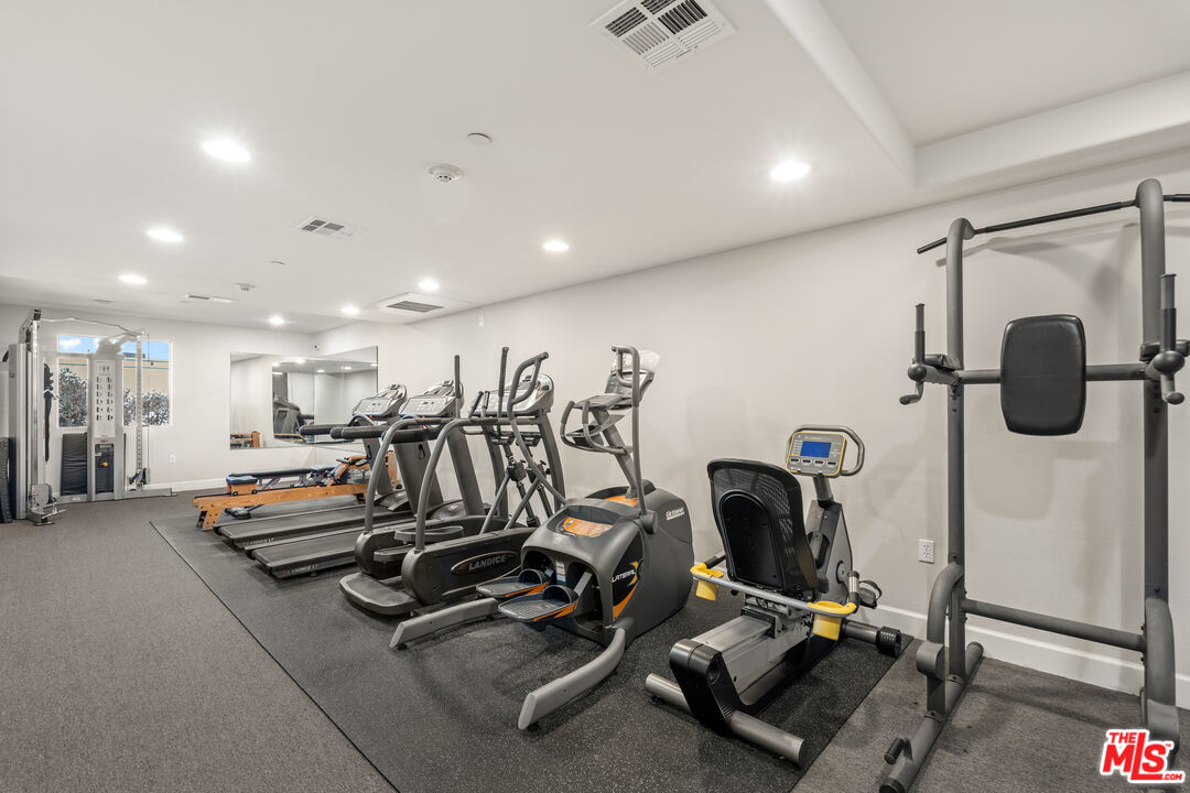 14412 Killion St Unit: 110