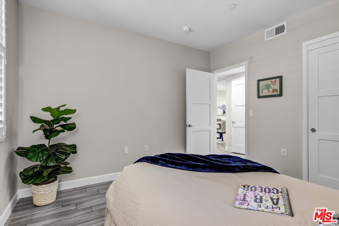 14412 Killion St Unit: 110