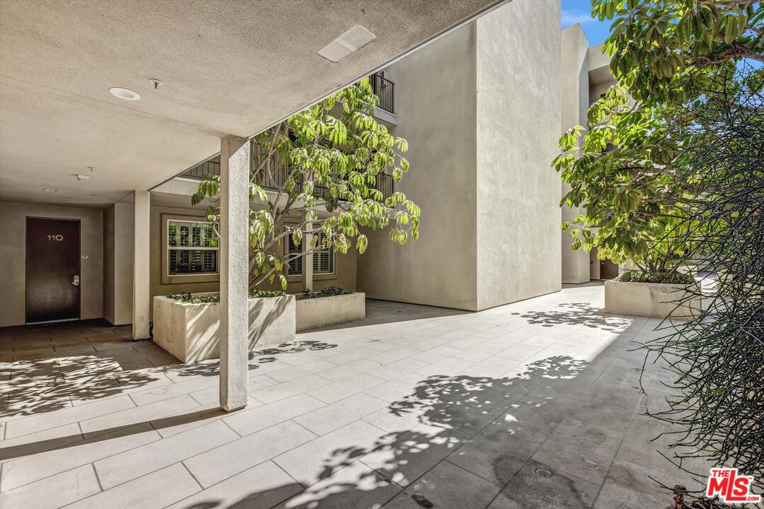 14412 Killion St Unit: 110
