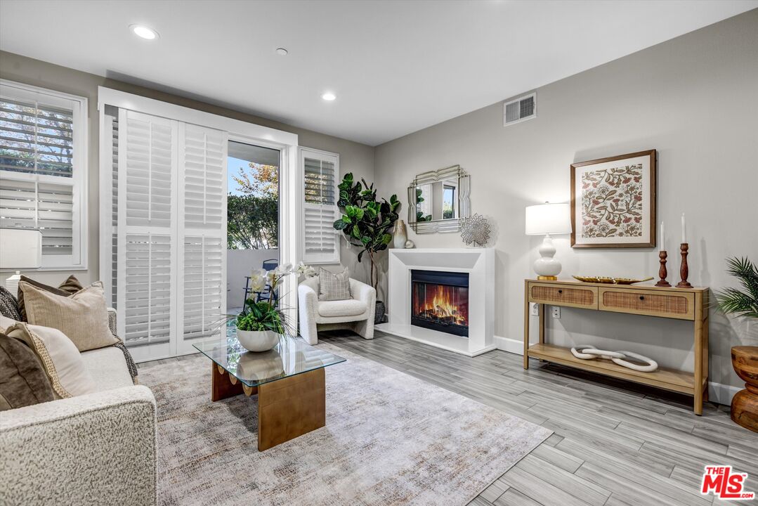 14412 Killion St Unit: 110