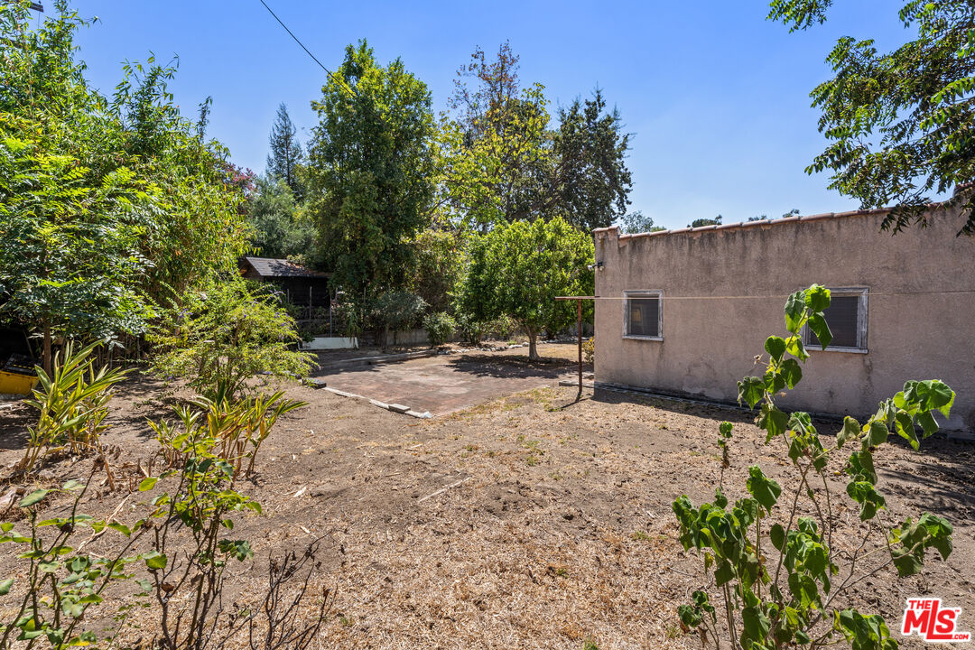 1265 Hill Dr