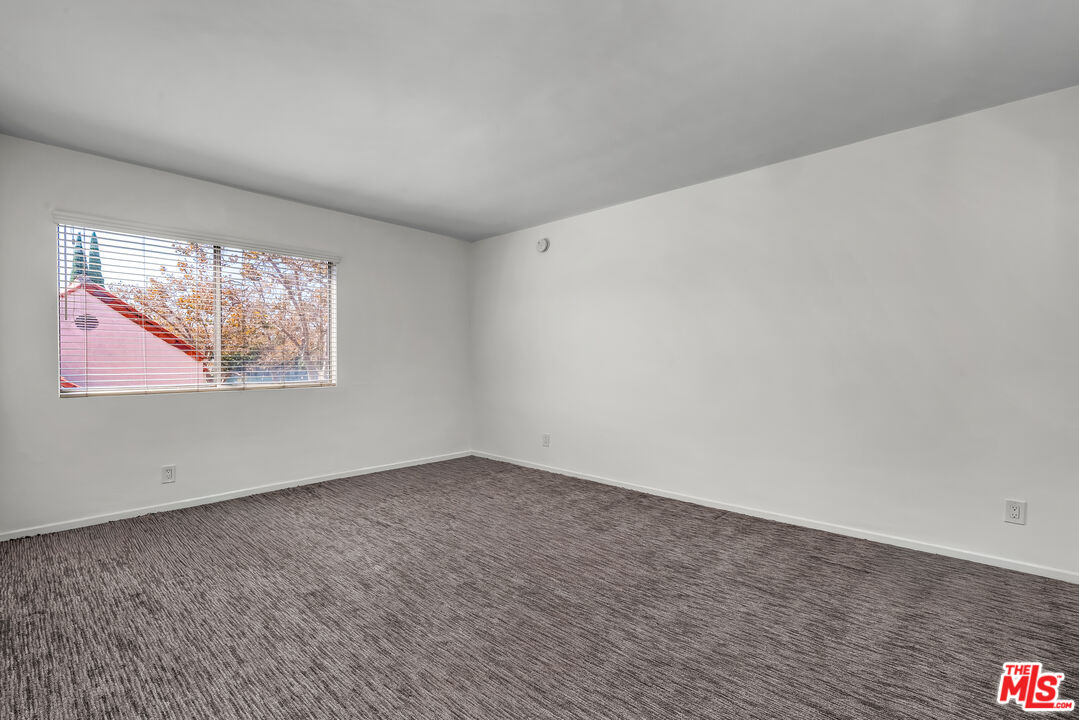 248 S Rexford Dr Unit: 4