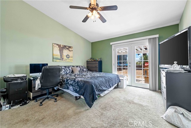 3725 Cocina LN