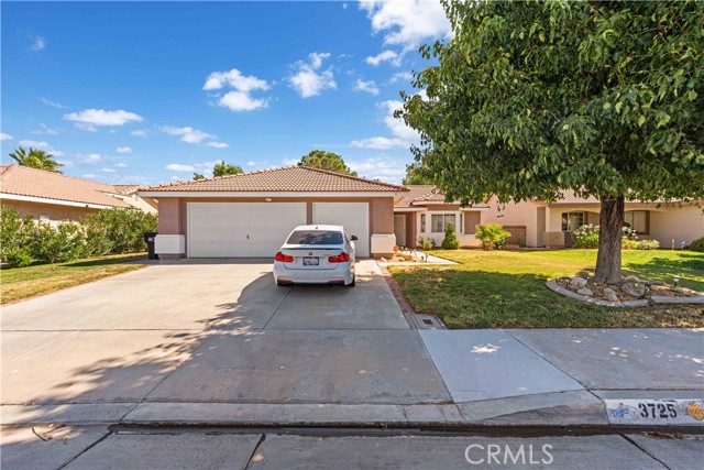 3725 Cocina LN