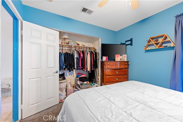 3725 Cocina LN