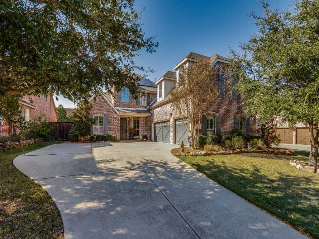 6067 Chippewa Trail
