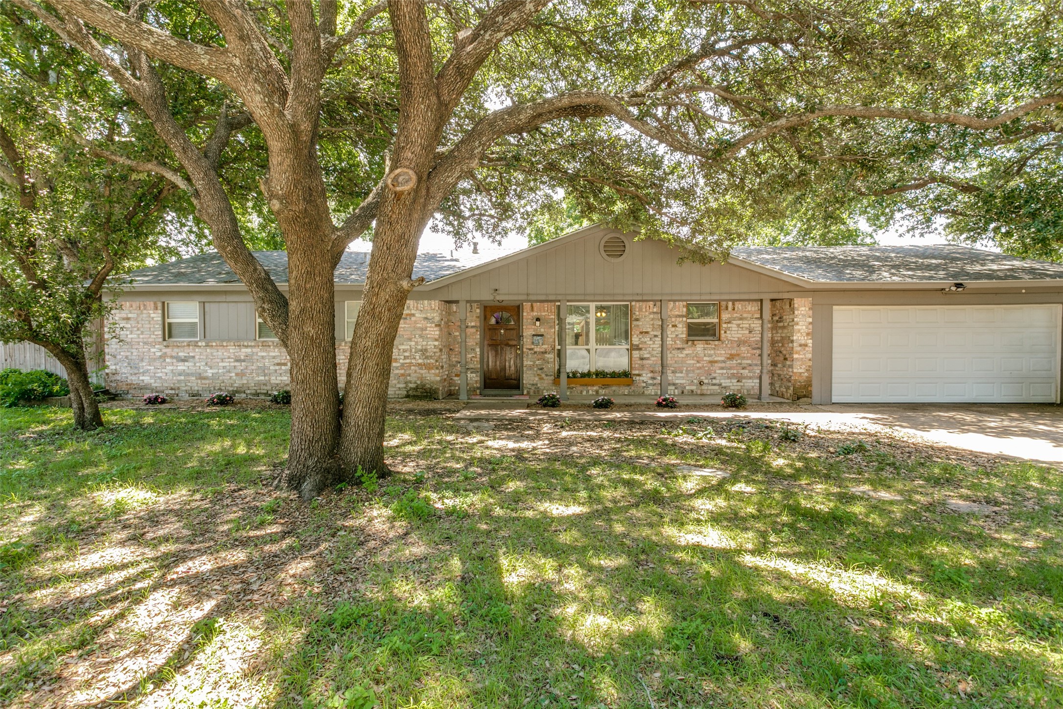 7400 Christopher Court