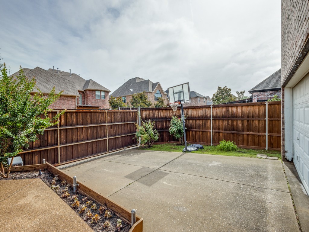 5098 Kickapoo Drive