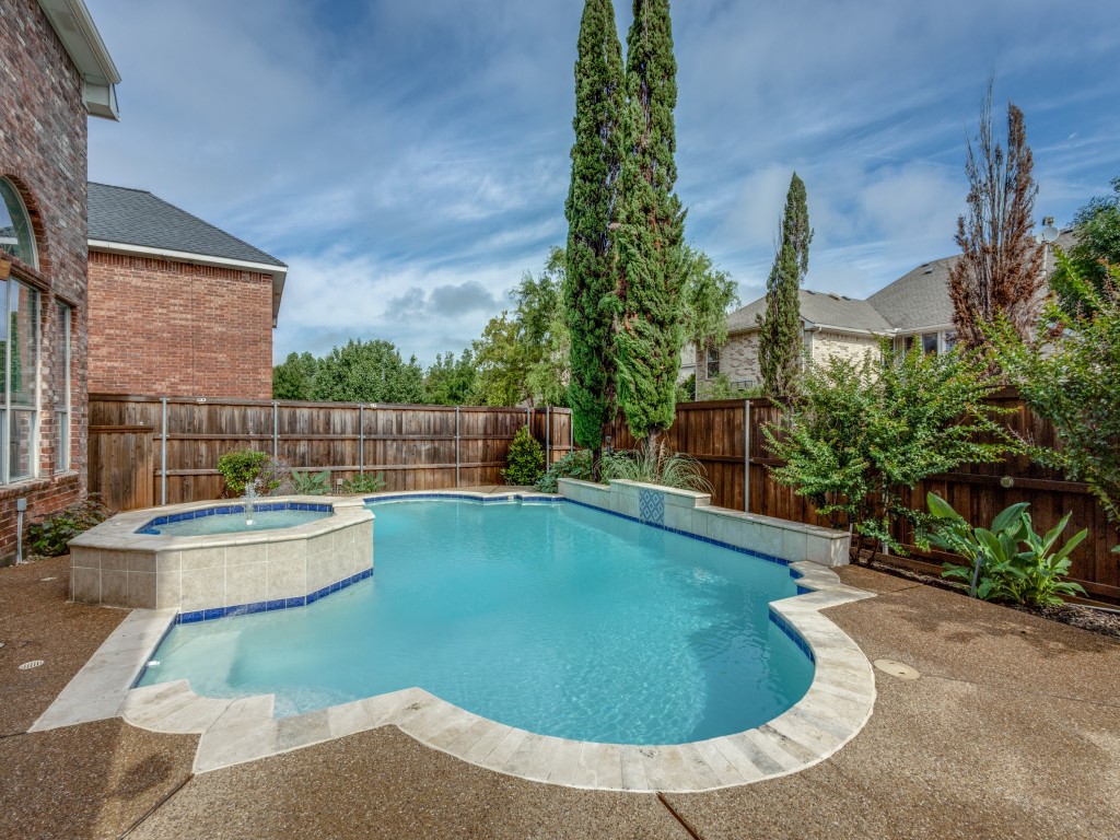 5098 Kickapoo Drive