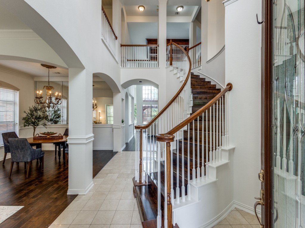 5098 Kickapoo Drive