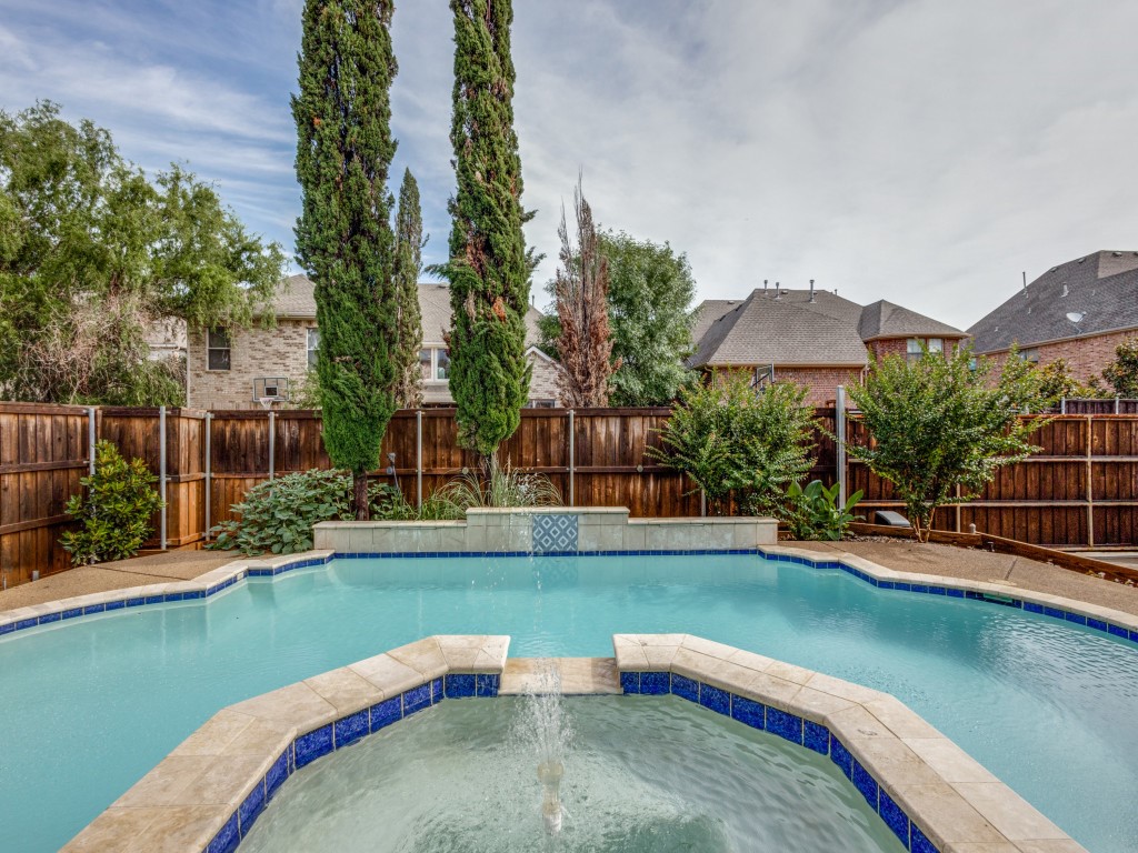 5098 Kickapoo Drive