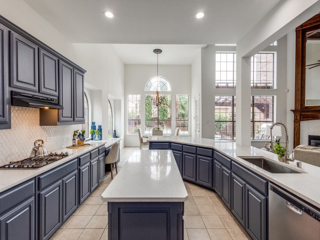 5098 Kickapoo Drive