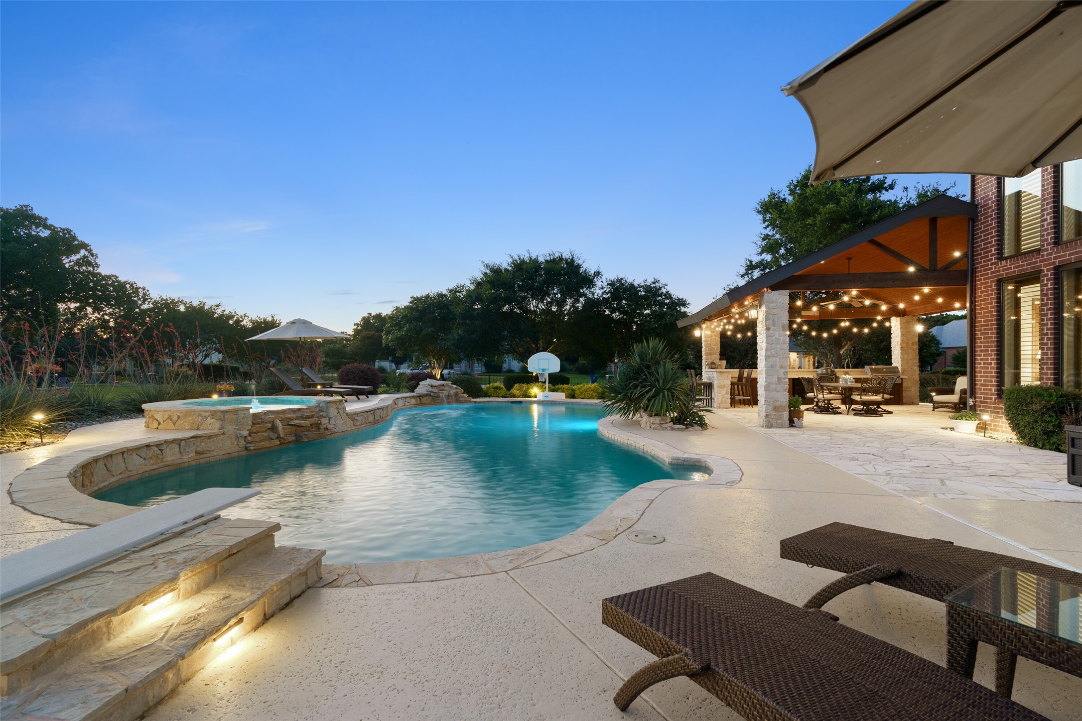 4613 Trotter Lane