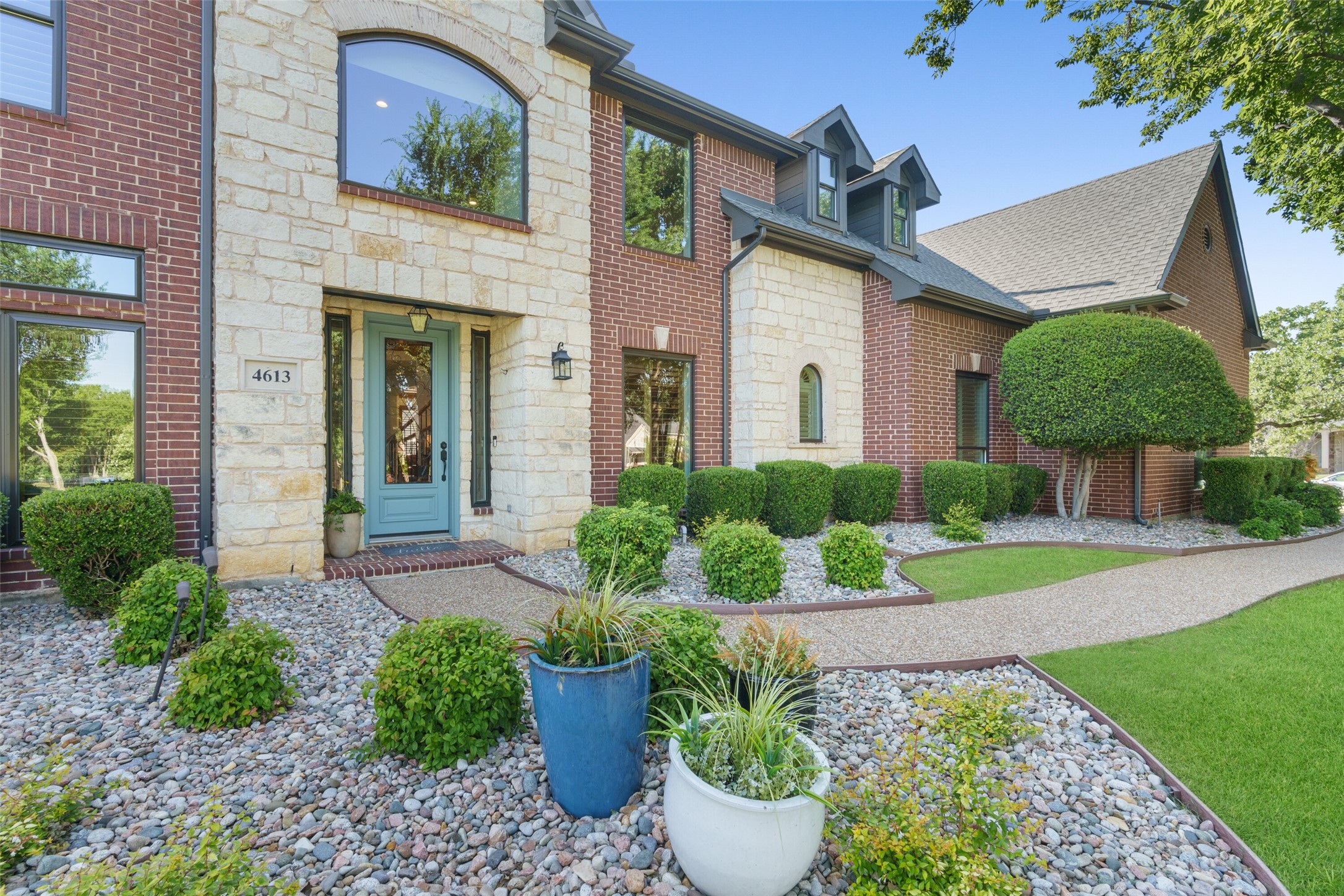 4613 Trotter Lane