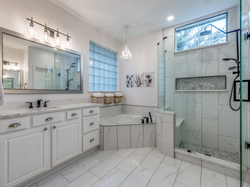 2835 Bandolier Lane
