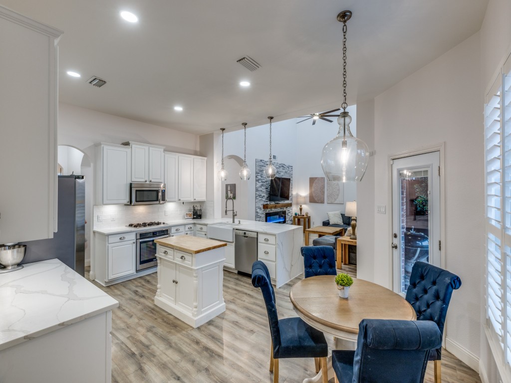 2835 Bandolier Lane