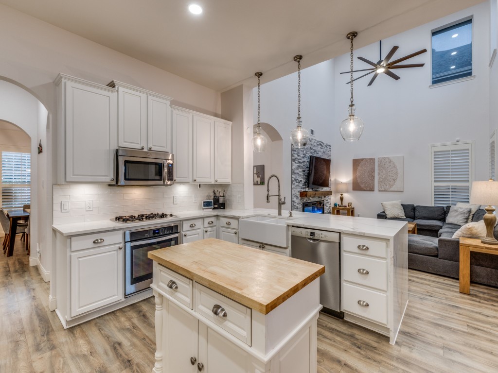 2835 Bandolier Lane