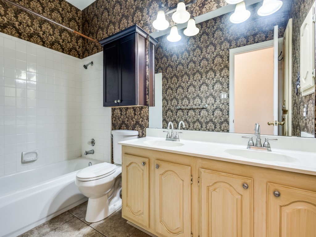 5713 Belle Chasse Lane