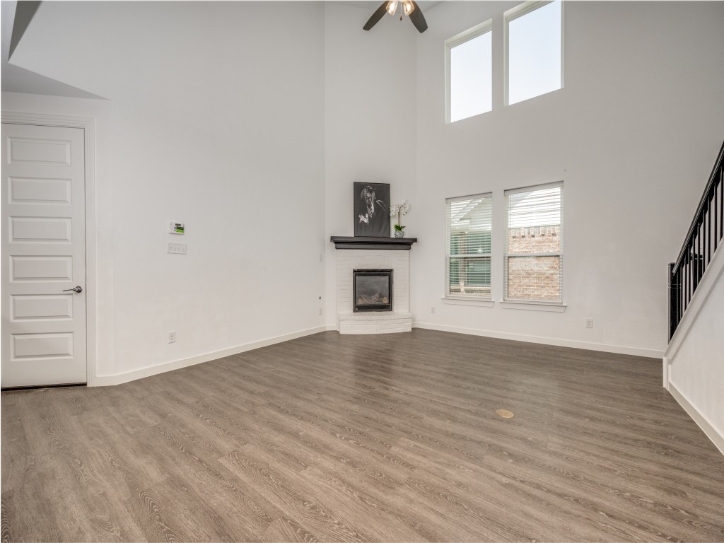 904 Pearl Place