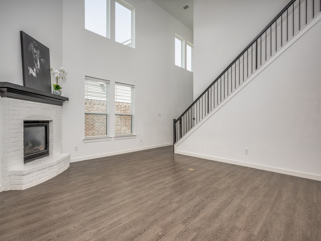 904 Pearl Place