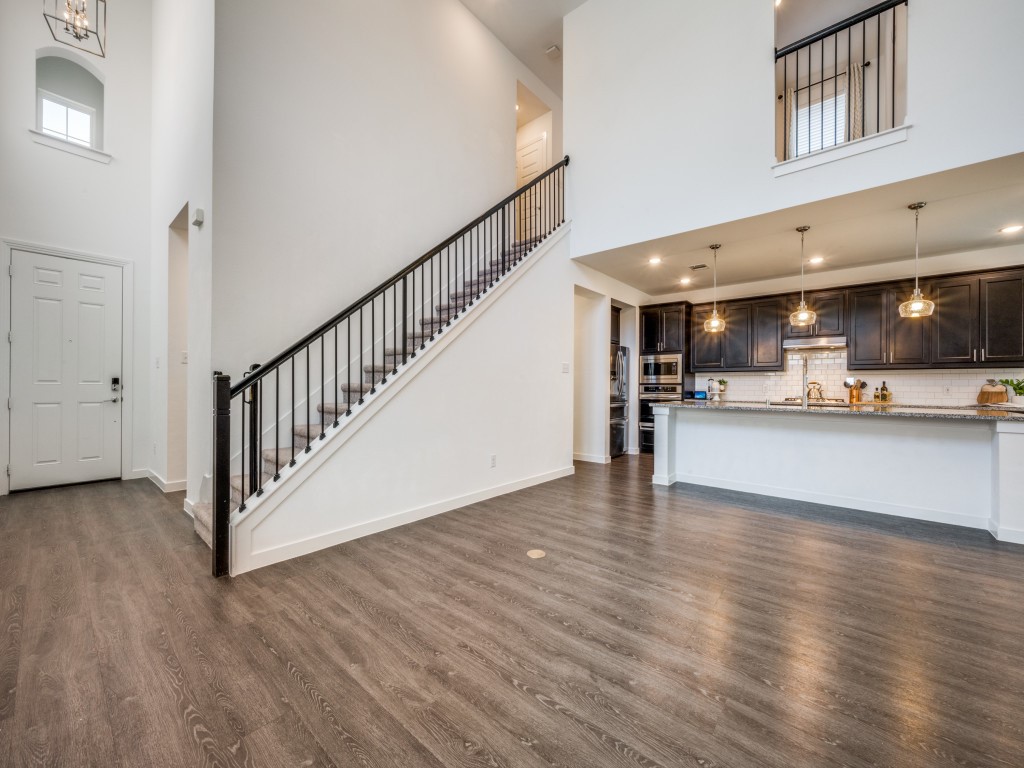 904 Pearl Place