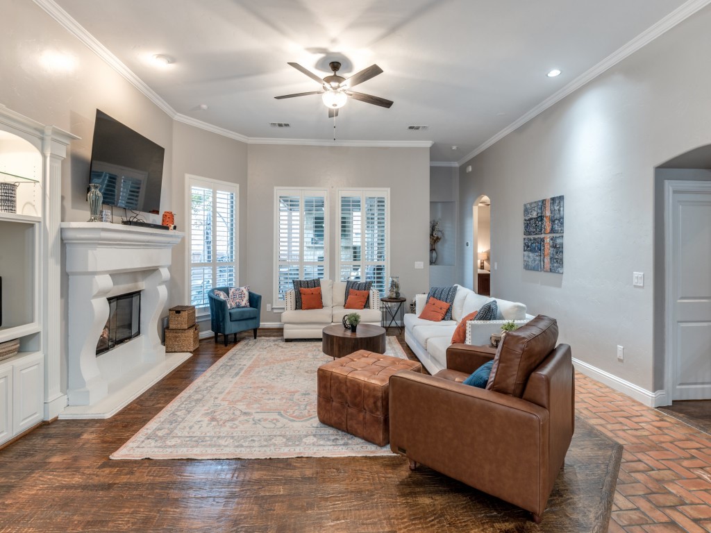 7216 Oakbury Lane