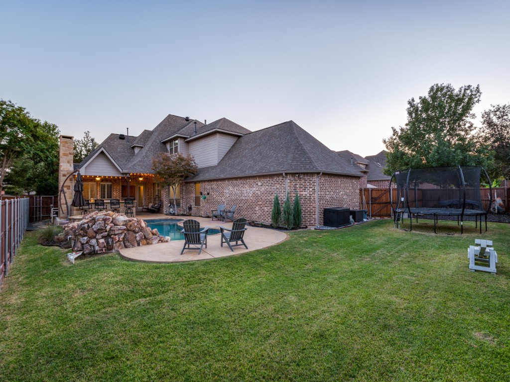7216 Oakbury Lane