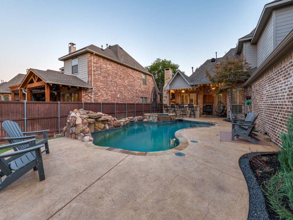 7216 Oakbury Lane