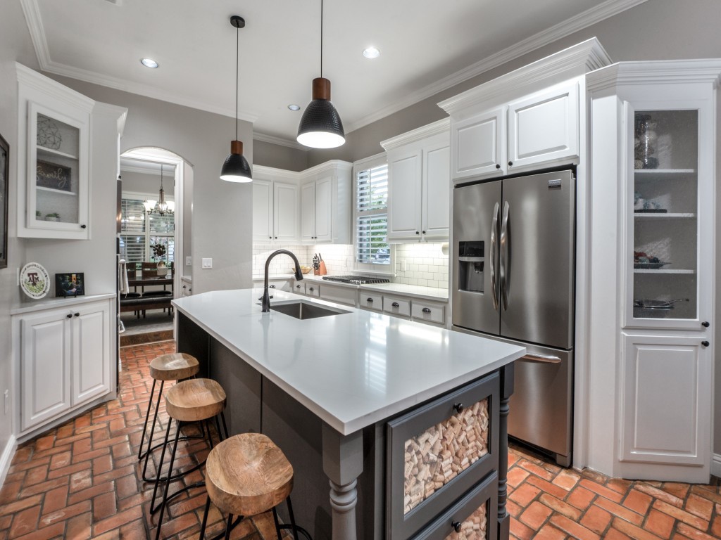 7216 Oakbury Lane
