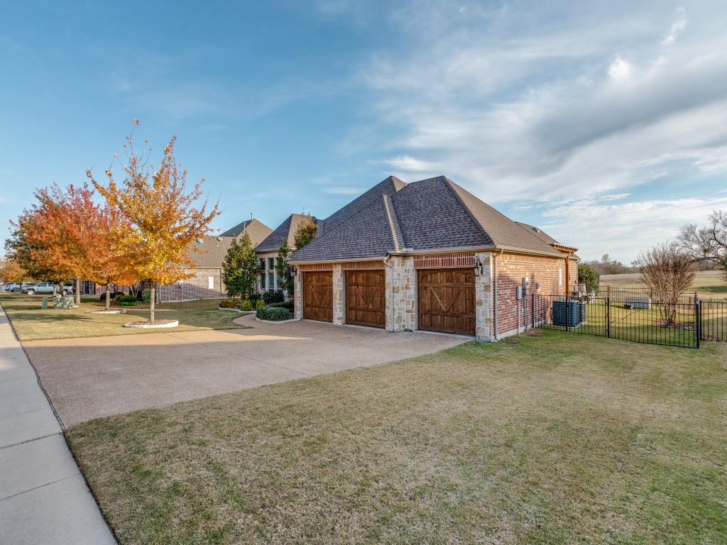 1616 Bearpath Way