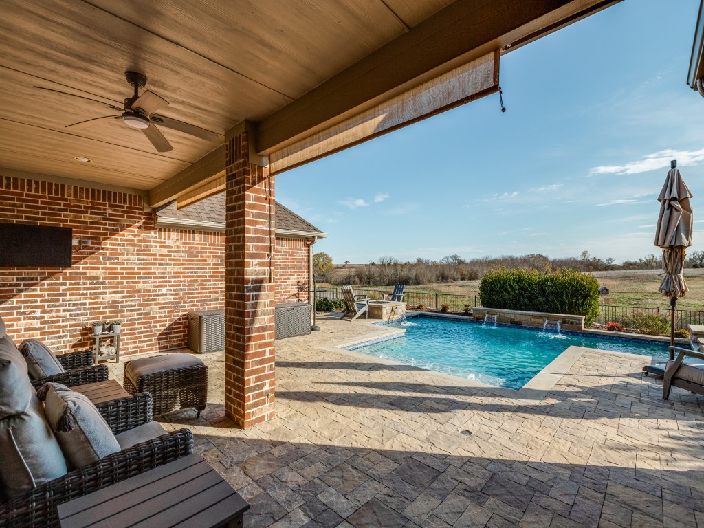 1616 Bearpath Way