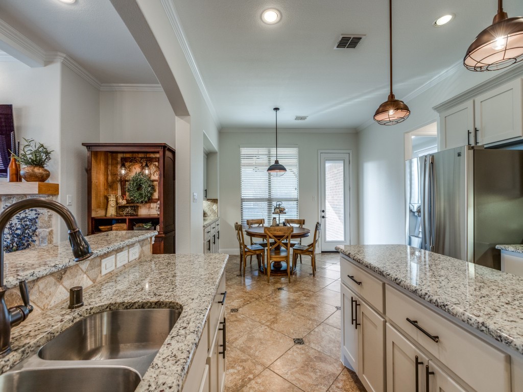 1616 Bearpath Way