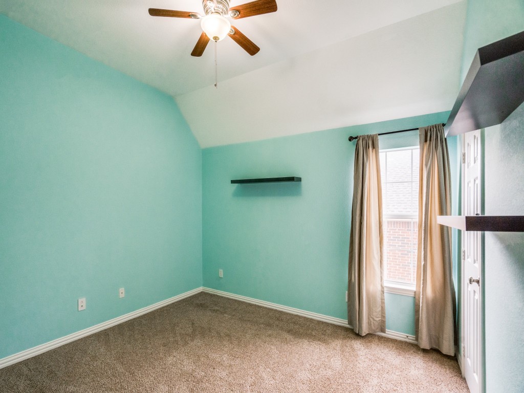 5185 Kiowa Drive