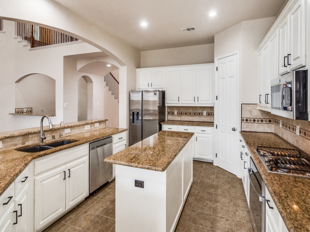5185 Kiowa Drive